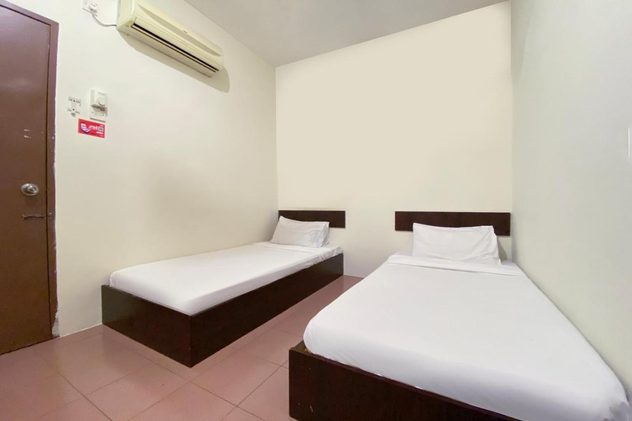 Spot On 89907 Motel Impian Seri Manjung Εξωτερικό φωτογραφία