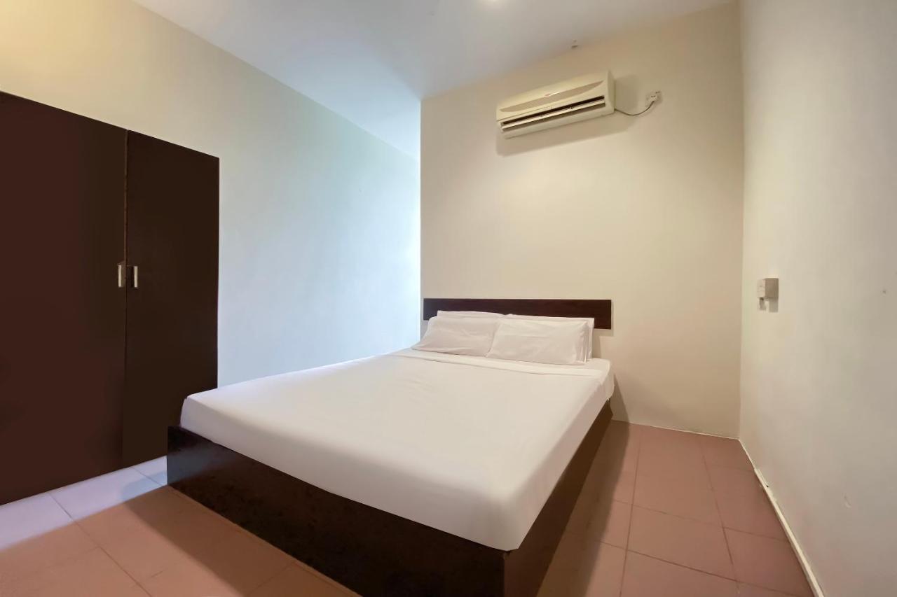 Spot On 89907 Motel Impian Seri Manjung Εξωτερικό φωτογραφία