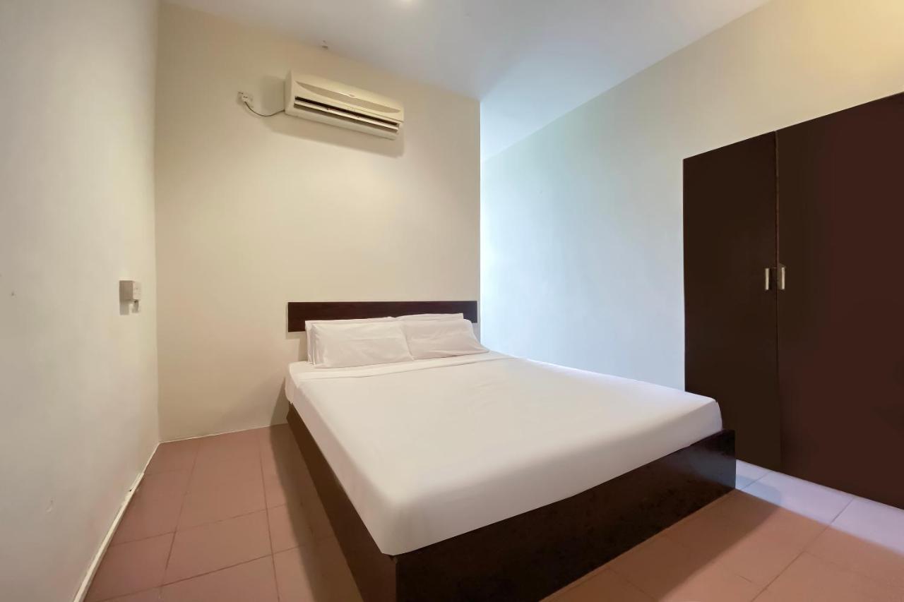 Spot On 89907 Motel Impian Seri Manjung Εξωτερικό φωτογραφία
