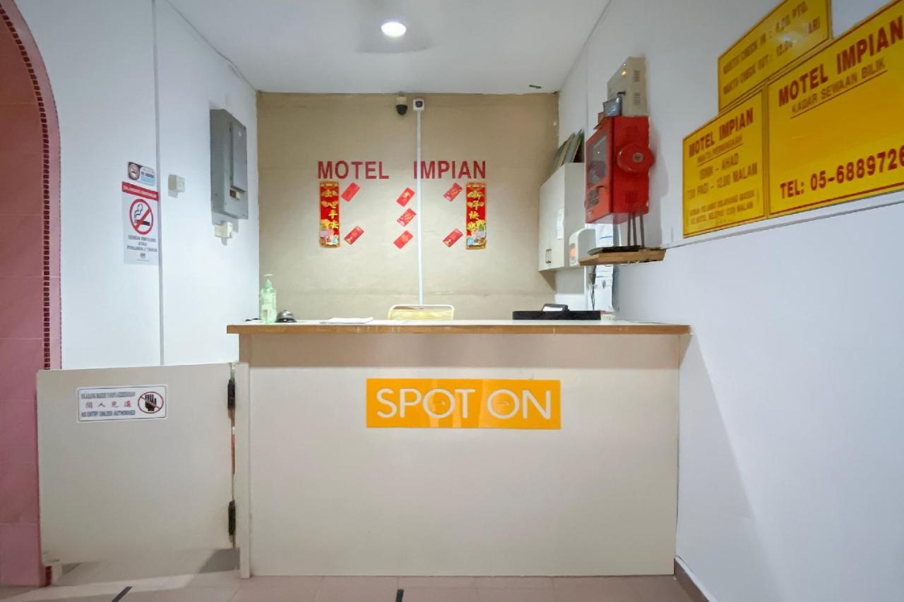 Spot On 89907 Motel Impian Seri Manjung Εξωτερικό φωτογραφία