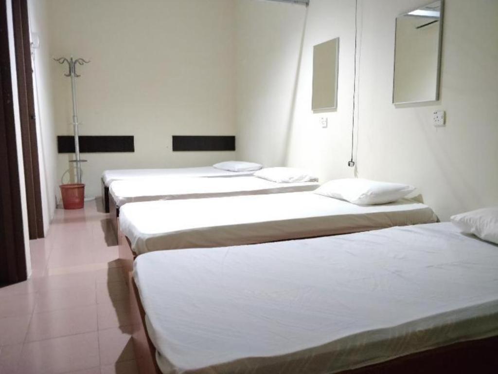 Spot On 89907 Motel Impian Seri Manjung Εξωτερικό φωτογραφία