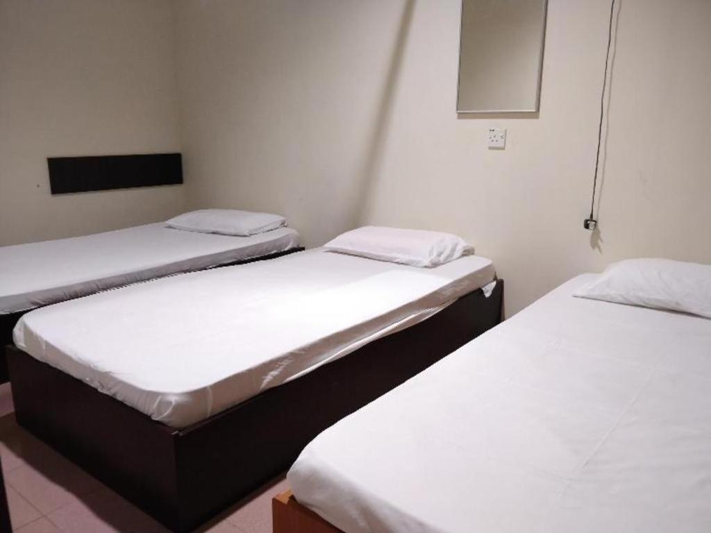 Spot On 89907 Motel Impian Seri Manjung Εξωτερικό φωτογραφία