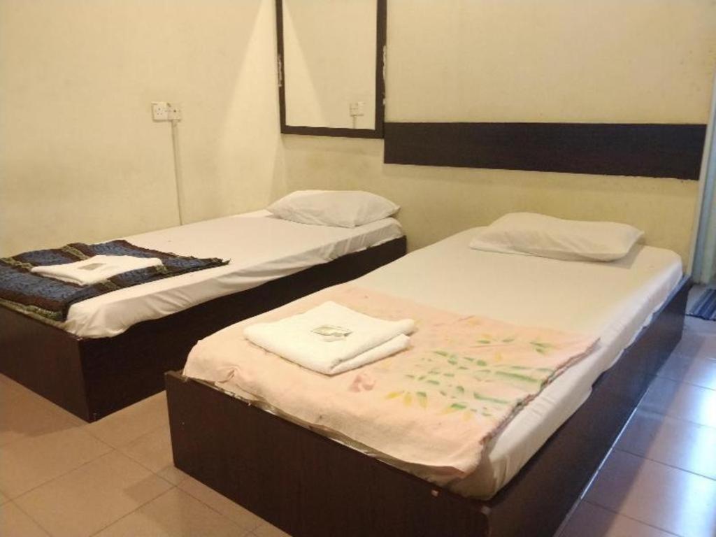 Spot On 89907 Motel Impian Seri Manjung Εξωτερικό φωτογραφία