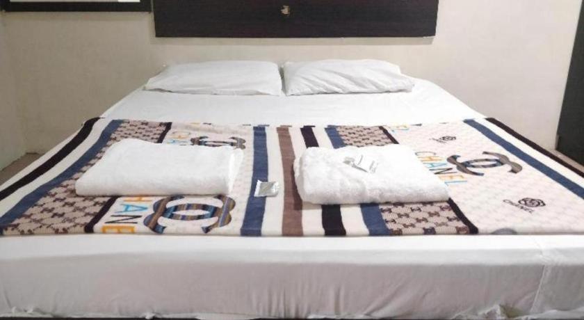 Spot On 89907 Motel Impian Seri Manjung Εξωτερικό φωτογραφία