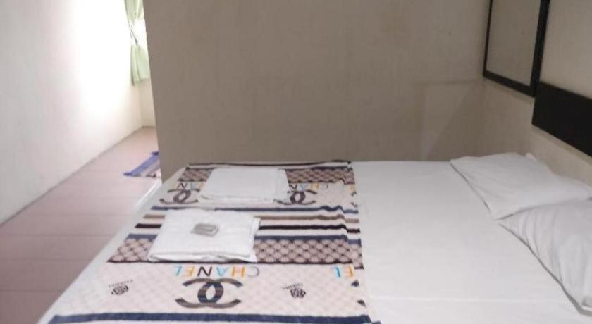 Spot On 89907 Motel Impian Seri Manjung Εξωτερικό φωτογραφία