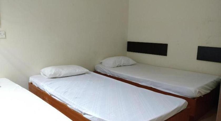 Spot On 89907 Motel Impian Seri Manjung Εξωτερικό φωτογραφία