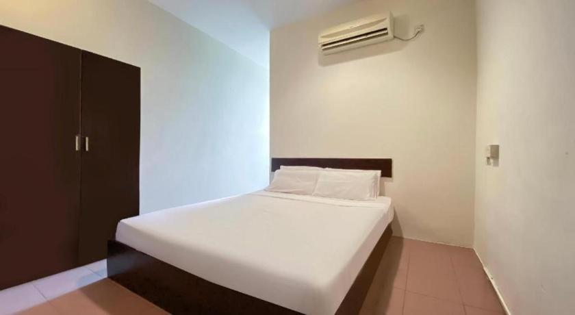 Spot On 89907 Motel Impian Seri Manjung Εξωτερικό φωτογραφία