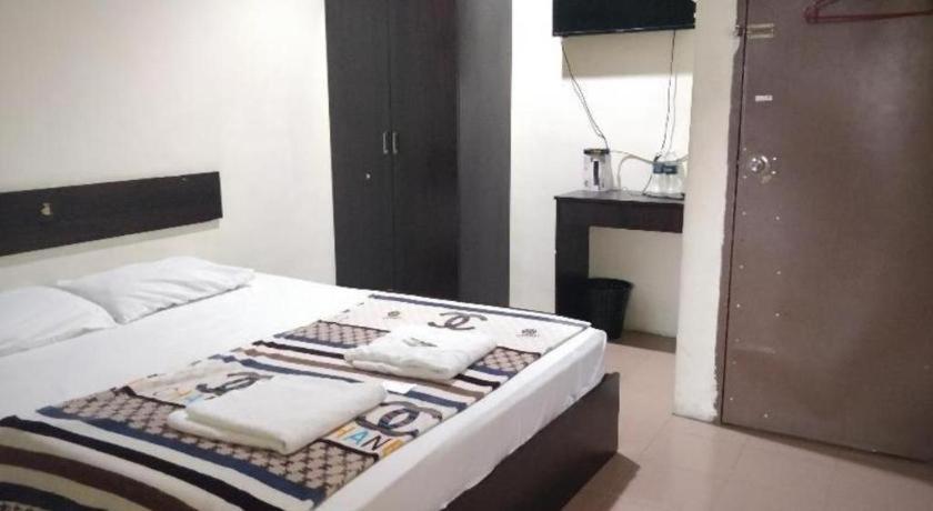 Spot On 89907 Motel Impian Seri Manjung Εξωτερικό φωτογραφία
